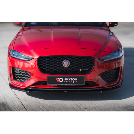 Maxton Design spoiler pod přední nárazník pro Jaguar XE Mk1 Facelift X760 R-Dynamic, černý lesklý plast ABS