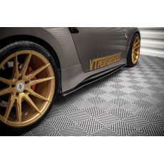 Maxton Design "Street Pro" difuzory pod boční prahy pro Nissan 370Z Nismo, plast ABS bez povrchové úpravy, s červenou linkou