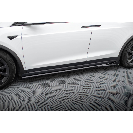 Maxton Design difuzory pod boční prahy pro Tesla Model X Mk1 Facelift, černý lesklý plast ABS