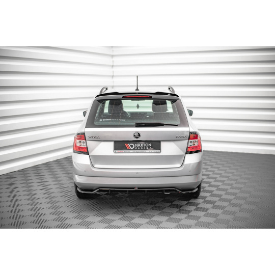 Maxton Design středový spoiler pod zadní nárazník s žebrováním pro Škoda Fabia Mk3, černý lesklý plast ABS