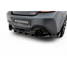 Maxton Design středový spoiler pod zadní nárazník s křidélky v.1 s žebrováním pro Toyota GR86 Mk1, černý lesklý plast ABS