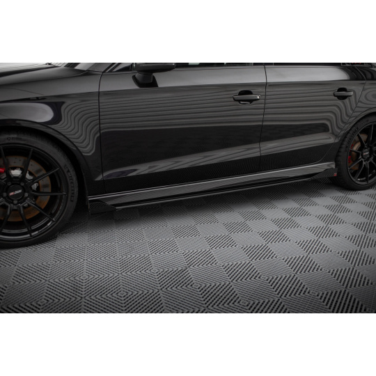 Maxton Design "Street Pro" difuzory pod boční prahy s křidélky ver.1 pro Audi RS3 8V Facelift, plast ABS bez povrchové úpravy, s červenou linkou, Sedan