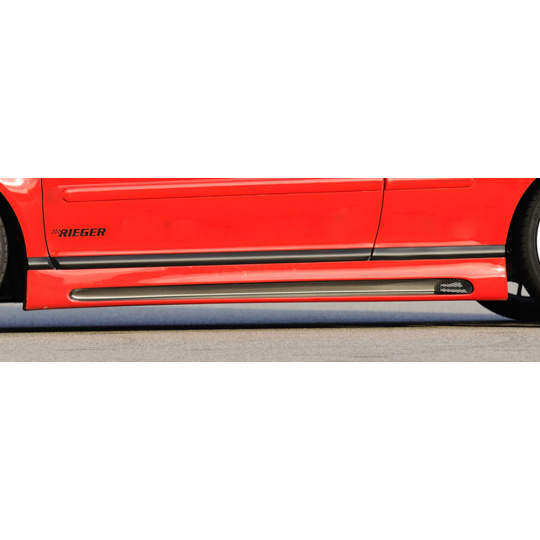 Rieger boční práh mont. strana levá pro Volkswagen Golf 4 1J kabriolet, r.v. 10/97-03, plast ABS s povrchovou úpravou Carbon-Look, s prolisem a výřezem