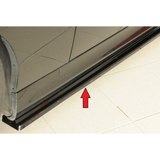 Rieger spoiler pod boční práh mont. strana pro BMW řada 3 E91 touring, 09/08-, plast ABS lakovaný do černé lesklé barvy, levá strana
