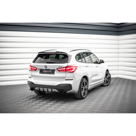 Maxton Design "Street Pro" difuzor zadního nárazníku pro BMW X1 F48 /M-Pack, plast ABS bez povrchové úpravy, s červenou linkou