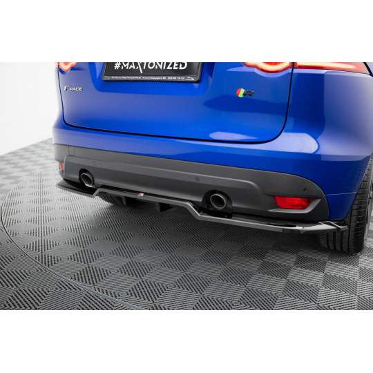 Maxton Design středový spoiler pod zadní nárazník s žebrováním pro Jaguar F-Pace R-Sport Mk1, černý lesklý plast ABS