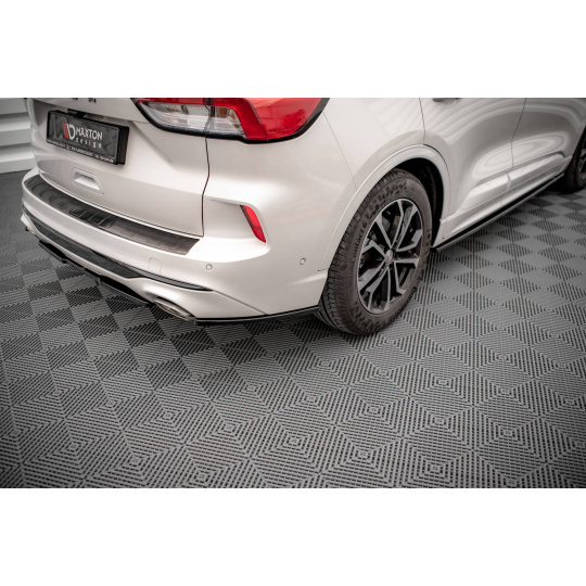 Maxton Design boční difuzory pod zadní nárazník pro Ford Kuga Mk3 ST-Line, černý lesklý plast ABS
