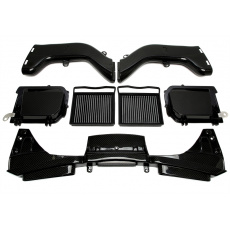 TA Technix karbonový kit sání Mercedes C (W205, 2016-2023)  AMG C43 (motor M276) 3.0 V6 BiT