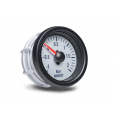 Autogauge palubní přístroj - tlak turba s bílým podkladem