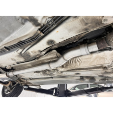 Fox Sportauspuff spojovací trubka pro Audi A4 B5 Quattro s motorem 1.8 T