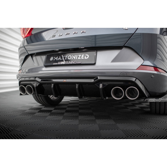 Maxton Design vložka zadního nárazníku ver.3 s imitacemi koncovek výfuku pro Cupra Formentor, černý lesklý plast ABS, s černými koncovkami