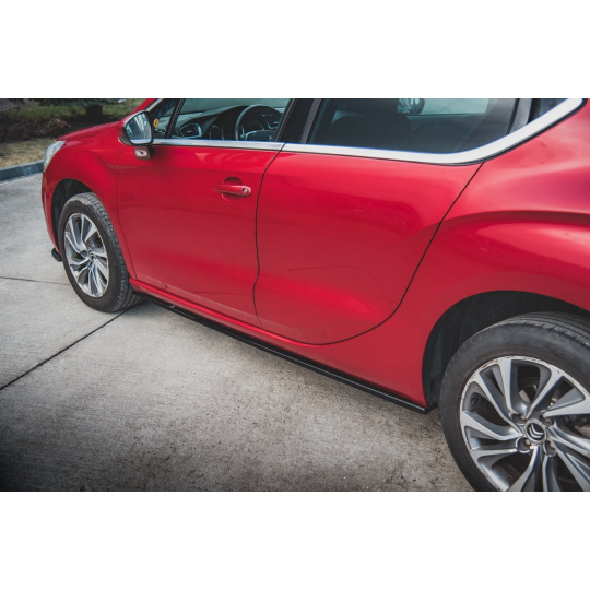 Maxton Design difuzory pod boční prahy pro Citroen Ds4, černý lesklý plast ABS Maxton Design difuzory pod boční prahy pro Citroen Ds4, černý lesklý plast ABS