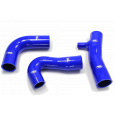 Samco Sport 3-dílná sada silikonových hadic pro vedení tlakového vzduchu pro Ford Sierra/Sapphire Cosworth 4WD 1990 - 1992 s 25 mm připojením na BOV ventil, barva: modrá