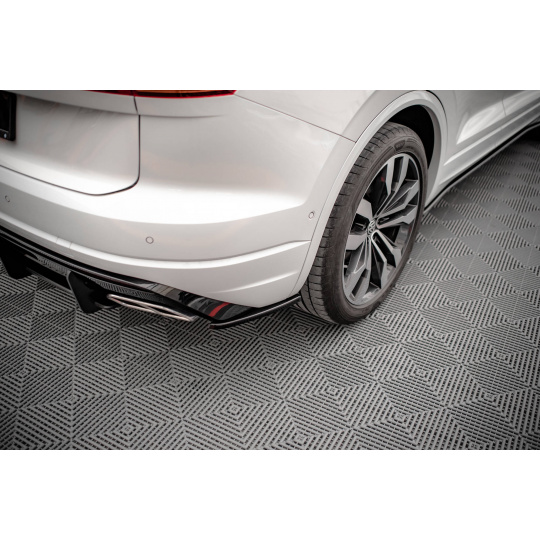 Maxton Design boční difuzory pod zadní nárazník pro Volkswagen Touareg Mk3 /R-Line, černý lesklý plast ABS