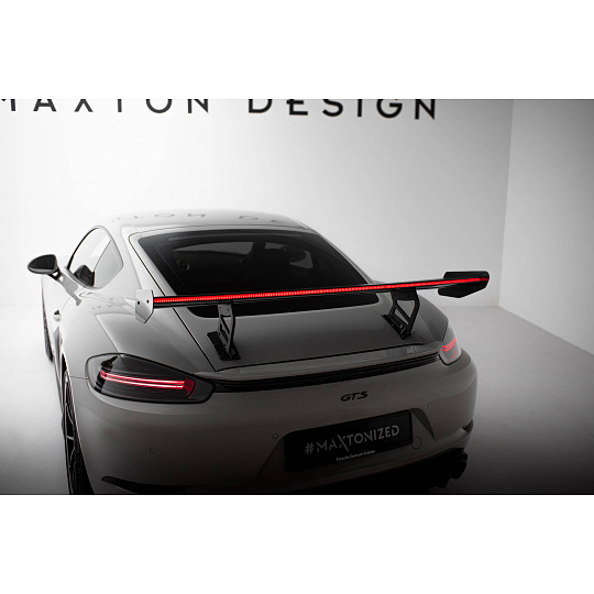 Maxton Design zadní křídlo s úzce rozkročenými držáky a LED světlem ver. 2 pro Porsche Cayman S 982c, pravý karbon
