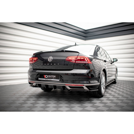 Maxton Design vložka zadního nárazníku pro Volkswagen Passat Mk8 (B8) Facelift, černý lesklý plast ABS