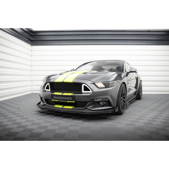 Maxton Design "Street Pro" spoiler pod přední nárazník s křidélky pro Ford Mustang Mk6 GT, plast ABS bez povrchové úpravy, s červenou linkou