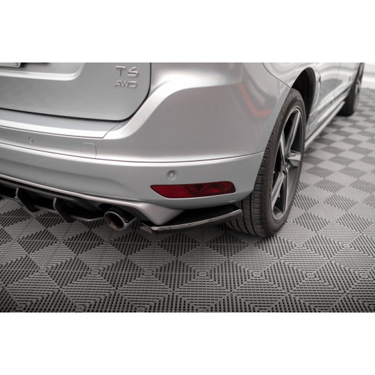 Maxton Design boční difuzory pod zadní nárazník pro Volvo XC60 Mk1 Facelift R-Design, černý lesklý plast ABS