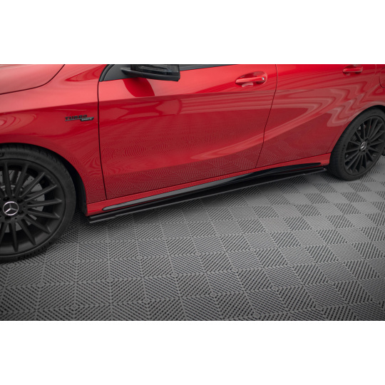 Maxton Design "Street Pro" difuzory pod boční prahy pro Mercedes třída A W176 Facelift A45 AMG, plast ABS bez povrchové úpravy