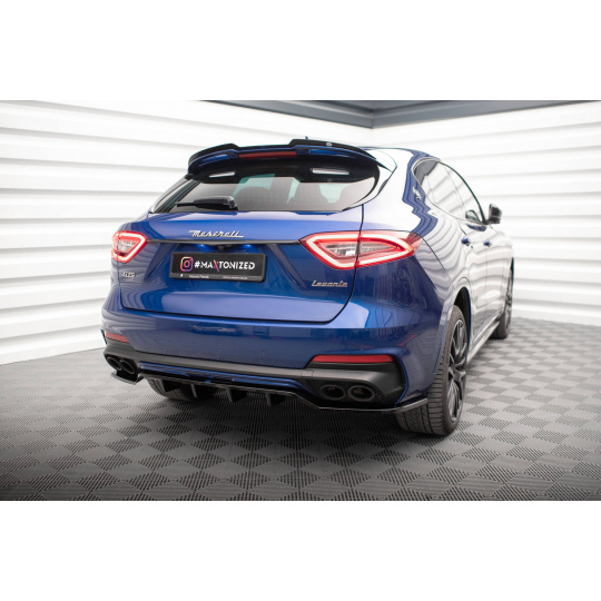 Maxton Design středový spoiler pod zadní nárazník s žebrováním pro Maserati Levante Mk1 GTS, černý lesklý plast ABS