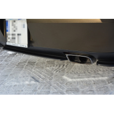 Maxton Design středový spoiler zadního nárazníku bez žebrování pro Dodge Challenger Mk3, černý lesklý plast ABS Maxton Design středový spoiler zadního nárazníku bez žebrování pro Dodge Challenger Mk3, černý lesklý plast ABS