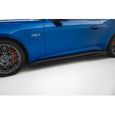 Maxton Design "Street Pro" difuzory pod boční prahy s křidélky pro Ford Mustang Mk7 GT, plast ABS bez povrchové úpravy, s černou a červenou linkou Maxton Design "Street Pro" difuzory pod boční prahy s křidélky pro Ford Mustang Mk7 GT, plast ABS bez povrchové úpravy, s černou a červenou linkou