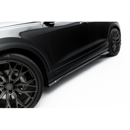Maxton Design boční prahy pro Audi Q8 Mk 1 FL, materiál pravý karbon, S-Line Maxton Design boční prahy pro Audi Q8 Mk 1 FL, materiál pravý karbon, S-Line
