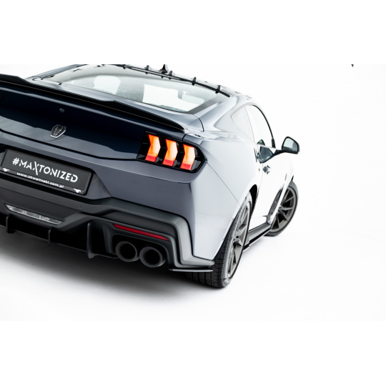 Maxton Design "Street Pro" boční difuzory pod zadní nárazník pro Ford Mustang Mk7 Dark Horse, plast ABS bez povrchové úpravy