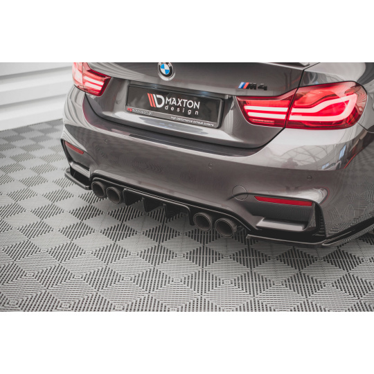 Maxton Design vložka zadního nárazníku pro BMW M4 F82, černý lesklý plast ABS