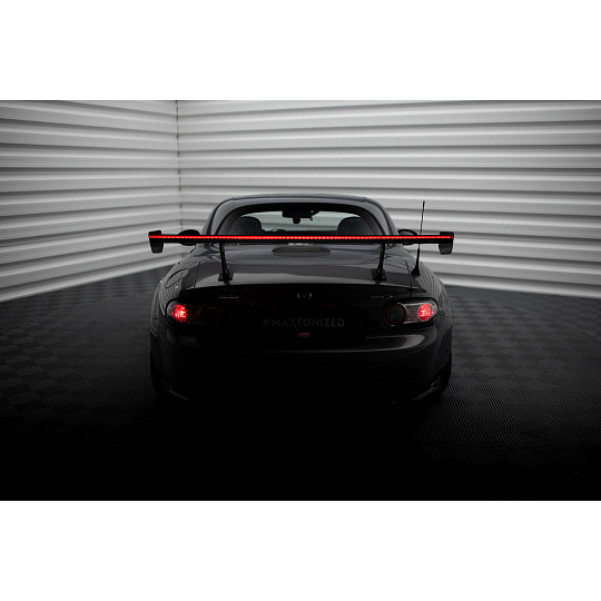 Maxton Design zadní křídlo s LED světlem pro Mazda MX-5 Mk3 NC, pravý karbon, s pevnou odnímatelnou střechou