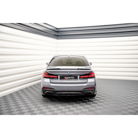Maxton Design středový spoiler zadního nárazníku pro BMW řada 5 G30 FL, černý lesklý plast ABS, M-pack