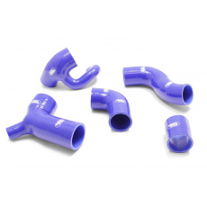 Samco Sport 5-dílná sada silikonových hadic pro vedení tlakového vzduchu pro Volvo 850T5 / 850T5R / S70T5 / V70T5 1996 - 2000 s výstupem na BOV ventil, barva: modrá