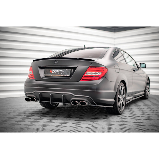 Maxton Design "Street Pro" difuzor zadního nárazníku pro Mercedes třída C W204/AMG-Line, plast ABS bez povrchové úpravy, s černou a červenou linkou, Coupe