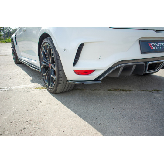 Maxton Design boční difuzory pod zadní nárazník pro Renault Megane RS Mk4, černý lesklý plast ABS Maxton Design boční difuzory pod zadní nárazník pro Renault Megane RS Mk4, černý lesklý plast ABS