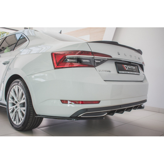 Maxton Design boční difuzory pod zadní nárazník pro Škoda Superb Mk3 FL, černý lesklý plast ABS Maxton Design boční difuzory pod zadní nárazník pro Škoda Superb Mk3 FL, černý lesklý plast ABS