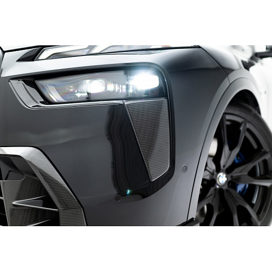 Maxton Design rámečky předního nárazníku pro BMW X7 G07 Facelift M-Pack, pravý karbon Maxton Design rámečky předního nárazníku pro BMW X7 G07 Facelift M-Pack, pravý karbon