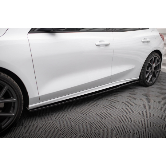 Maxton Design difuzory pod boční prahy ver.3 pro Ford Focus, Focus ST Mk4, černý lesklý plast ABS Maxton Design difuzory pod boční prahy ver.3 pro Ford Focus, Focus ST Mk4, černý lesklý plast ABS