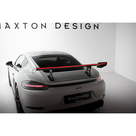 Maxton Design zadní křídlo s úzce rozkročenými držáky a LED světlem pro Porsche Cayman S 982c, pravý karbon