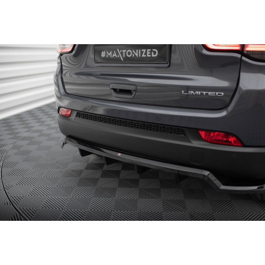 Maxton Design středový spoiler pod zadní nárazník s žebrováním pro Jeep Compass Mk2 Facelift Limited, černý lesklý plast ABS