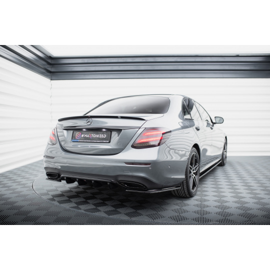 Maxton Design vložka zadního nárazníku pro Mercedes třída E W213/Sedan/AMG-Line, černý lesklý plast ABS Maxton Design vložka zadního nárazníku pro Mercedes třída E W213/Sedan/AMG-Line, černý lesklý plast ABS