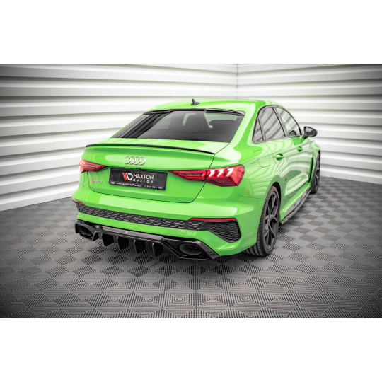 Maxton Design vložka zadního nárazníku pro Audi RS3 8Y, černý lesklý plast ABS, Sedan / Sportback