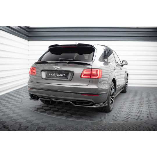 Maxton Design středový spoiler pod zadní nárazník s žebrováním pro Bentley Bentayga Mk1, černý lesklý plast ABS Maxton Design středový spoiler pod zadní nárazník s žebrováním pro Bentley Bentayga Mk1, černý lesklý plast ABS