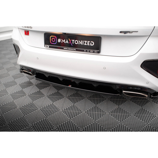 Maxton Design středový spoiler pod zadní nárazník pro Kia Cee'd Mk3 /GT, černý lesklý plast ABS