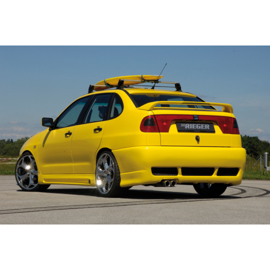 Rieger zadní nárazník pro Seat Cordoba 6K, C sedan, plast ABS bez povrchové úpravy