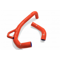 Samco Sport 2-dílná sada silikonových hadic pro vedení chladicí kapaliny pro Dodge 300C 2012-2016 SRT8, 6.4l V8 s napojením na olejový chladič na spodní hadici, barva: modrá